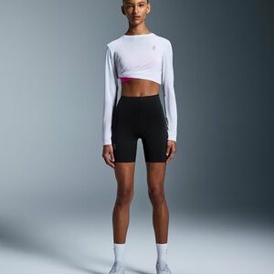 NWT On Running Black Bike Shorts S